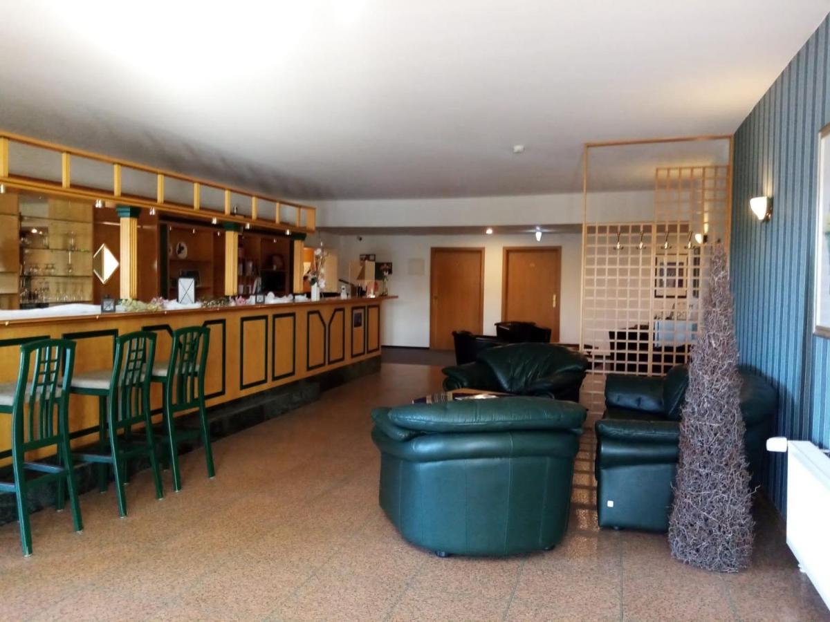 Zur Linde Otel Ostrau  Dış mekan fotoğraf